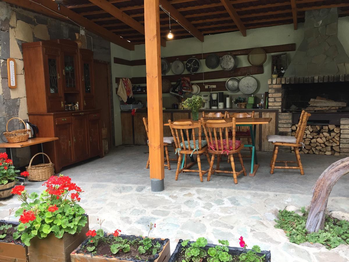 Green Stone Boutique Hotel Yeghegnadzor エクステリア 写真
