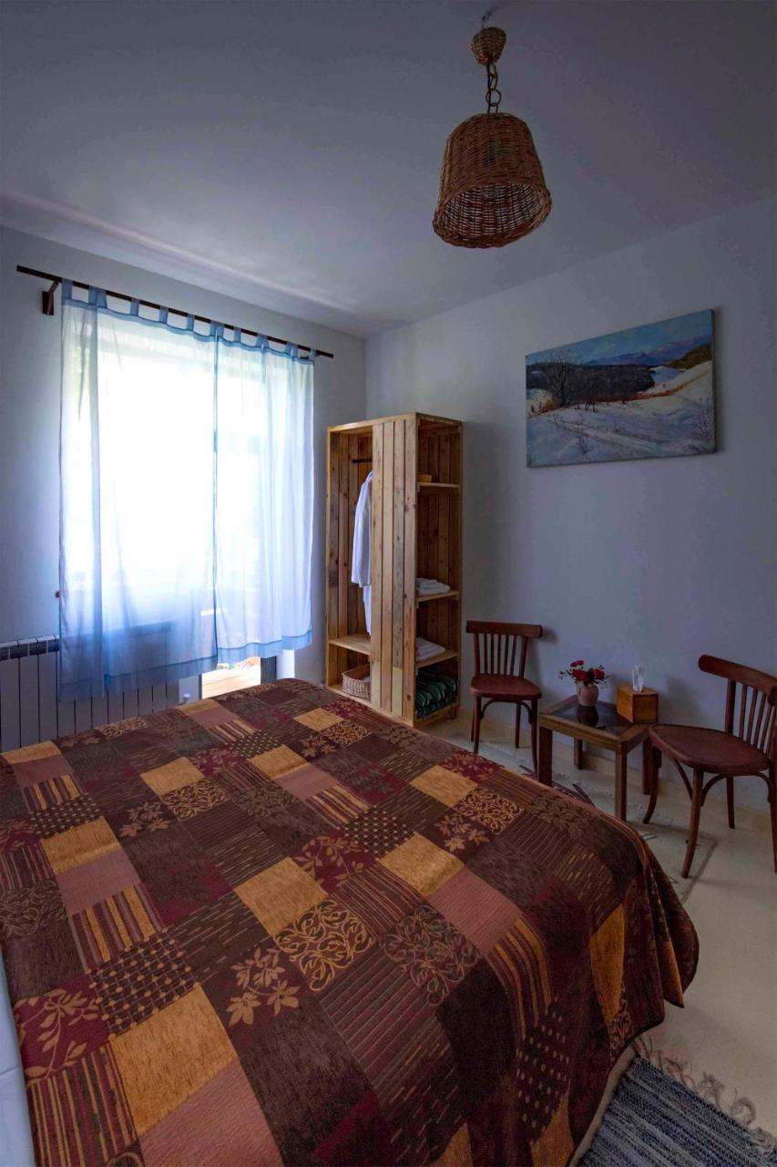 Green Stone Boutique Hotel Yeghegnadzor エクステリア 写真